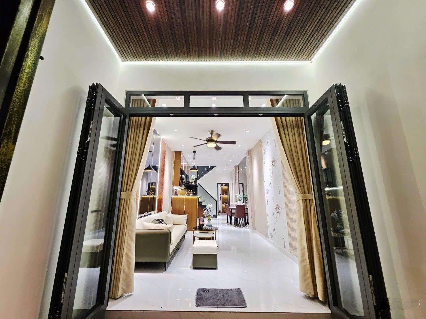 Bán nhà đường Huỳnh Văn Nghệ, P15, Tân Bình Có 4PN