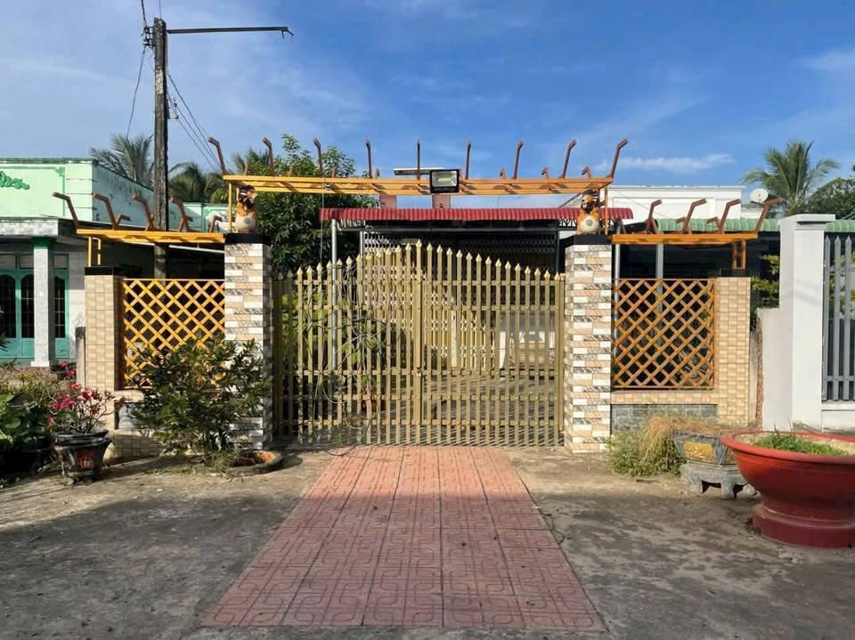 Bán nhà riêng huyện Tân Châu tỉnh Tây Ninh, giá 770 triệu