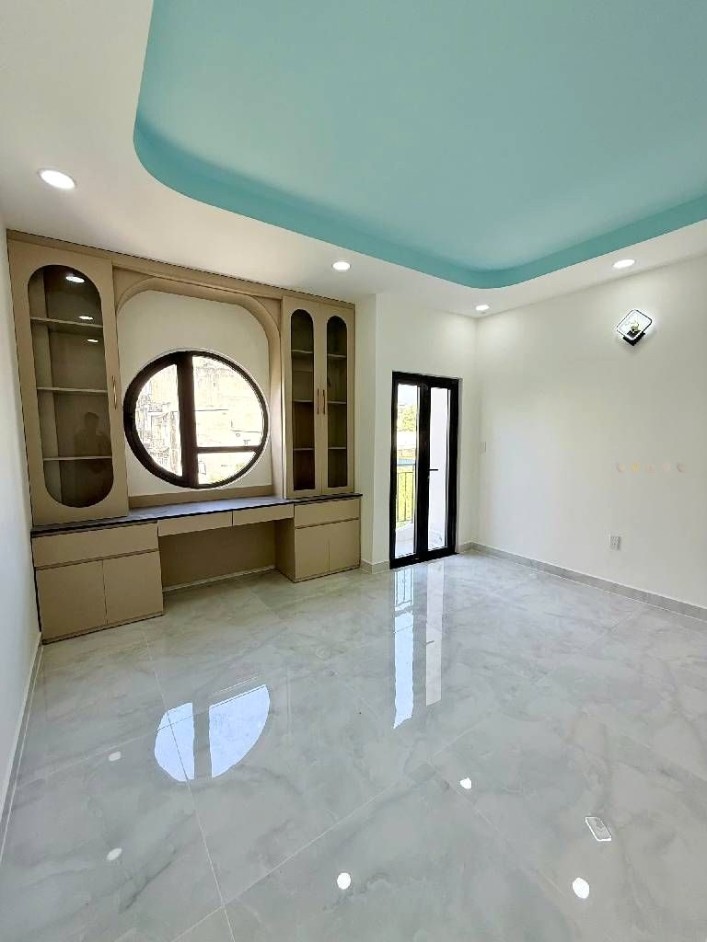 Bán nhà hẻm nhựa xe hơi vào nhà, ngay Aeon Tân Phú, 56m2, giá chỉ 6,2 tỷ