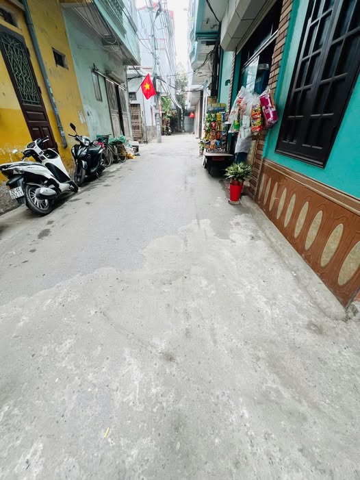 Bán nhà phân lô quân đội, trung tâm thị trấn Văn Điển, ngõ ô tô chạy vòng quanh