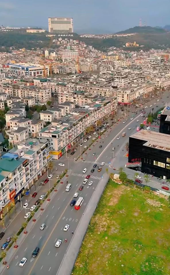 Bán căn hộ Monbay Trần Quốc Nghiễn - 120m2, vị trí vàng kinh doanh đắc địa