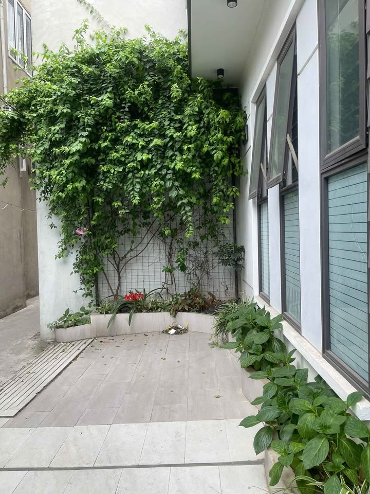 Bán nhà đẹp 3 ngủ, sân vườn thoáng mát tại Trần Quang Khải, Nam Định