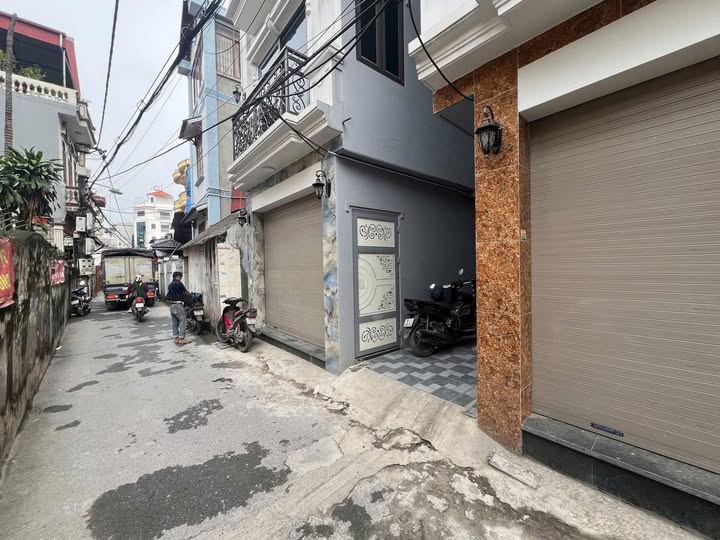 Bán gấp nhà Trịnh Văn Bô, gần sân vận động Mỹ Đình, giá 8.3 tỷ