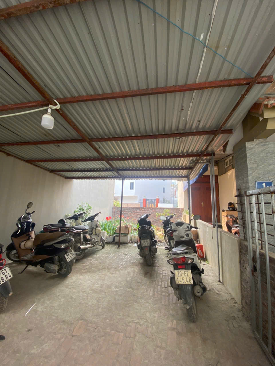 Bán gấp 50m2 đất trung tâm Yên Nghĩa, mặt tiền 5m, giá cực mềm