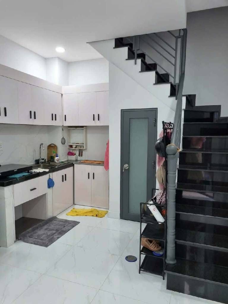 Bán nhà lõi trung tâm Phú Nhuận, hẻm thông xe hơi, dân trí cao, chỉ 2,75 tỷ