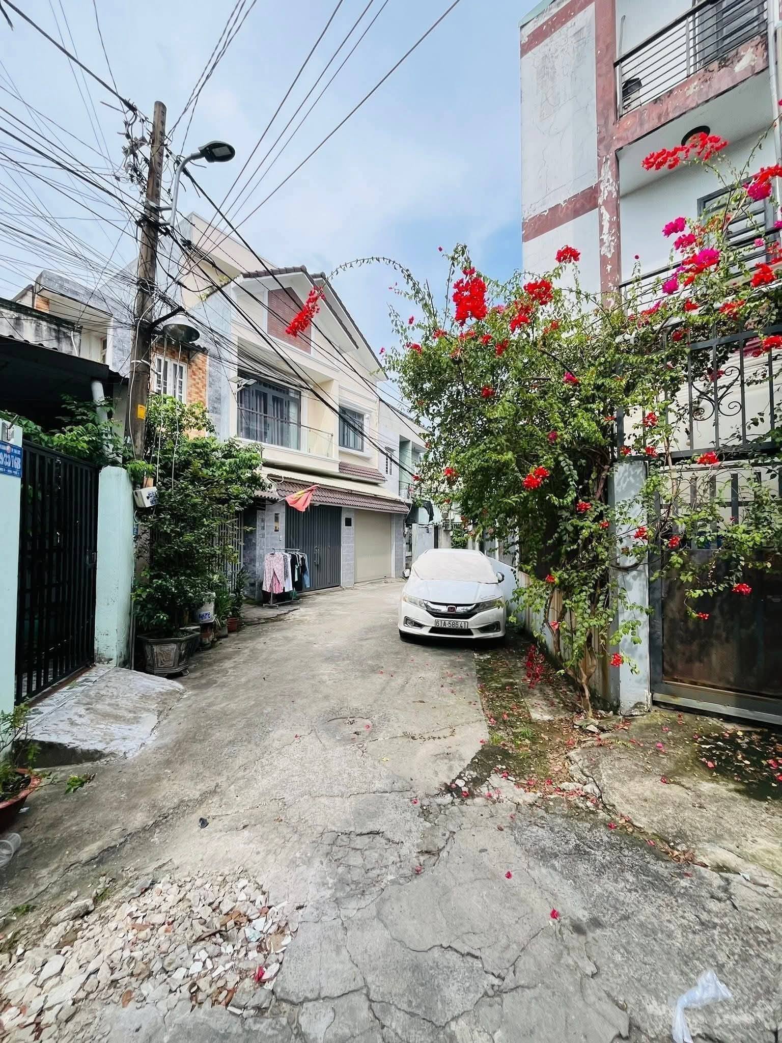 Bán nhà 2 tầng, hẻm xe hơi đường Số 8, Linh Xuân, Thủ Đức, giá 5.25 tỷ