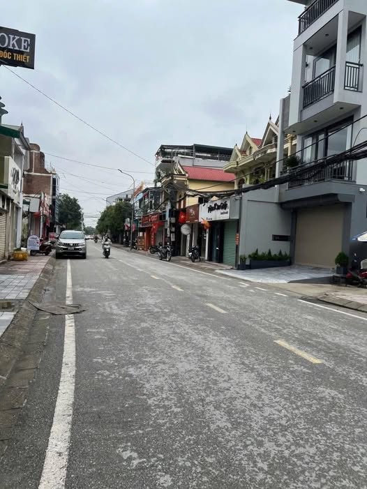 Bán nhà 3 tầng thành phố Vinh tỉnh Nghệ An, giá 14 tỷ