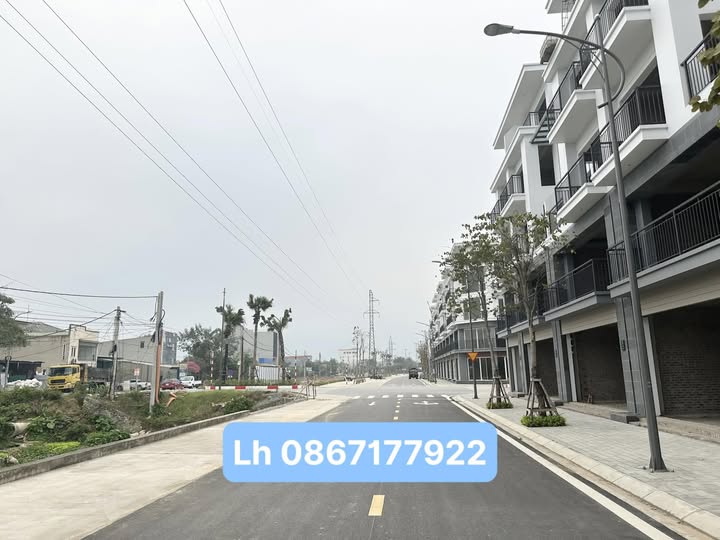 Bán nhà thô khu đô thị Tây Nam Palm Manor, view công viên, tiềm năng sinh lời, kinh doanh hoặc cho thuê phù hợp