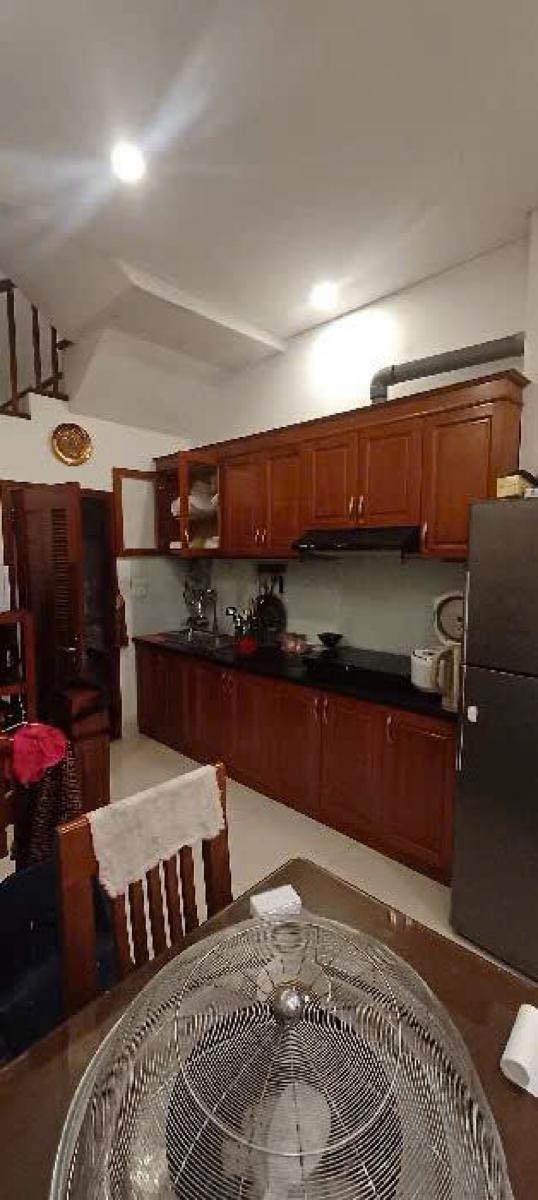 Bán nhà tập thể Bách Khoa, Hai Bà Trưng, tầng 3, diện tích 88m2, khu dân trí cao