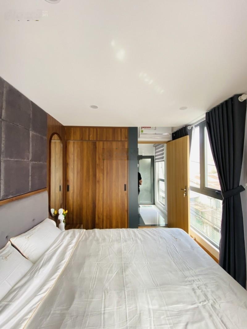 Giảm sâu, hẻm xe hơi, ông ích khiêm quận 11, 40m2/25 4 tầng mới tinh.