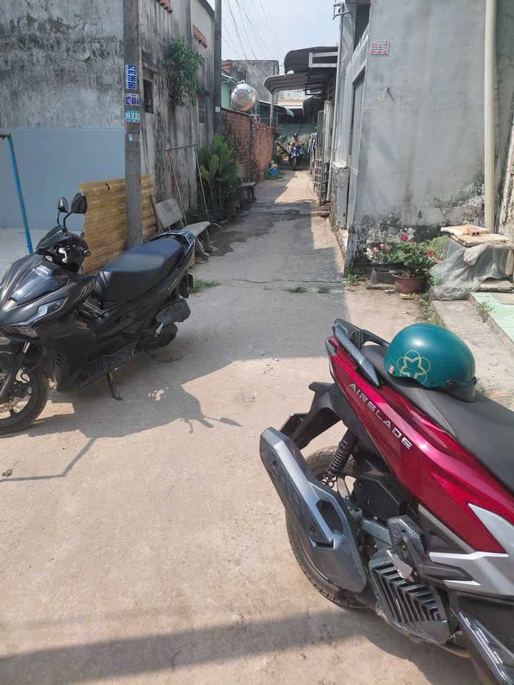 Bán nhà riêng huyện Củ Chi, thành phố Hồ Chí Minh, giá 2 tỷ