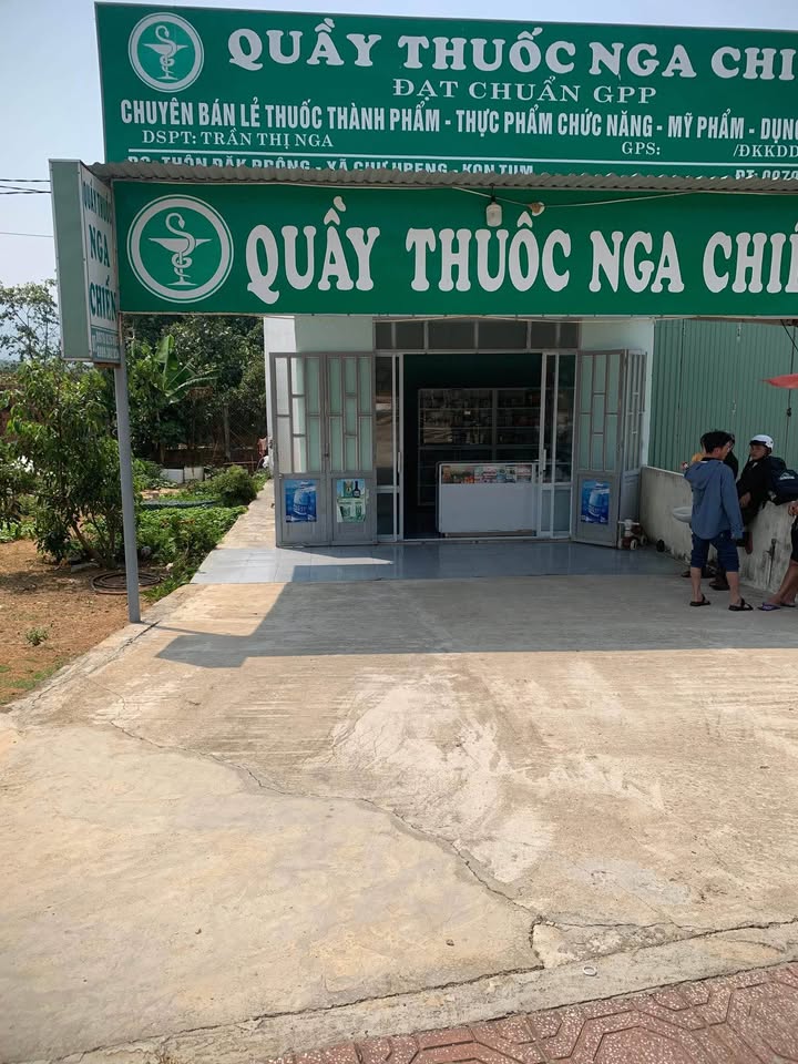 Bán nhà Chư Hreng, ngay trung tâm vòng xuyến uỷ ban xã, trường học, trạm y tế