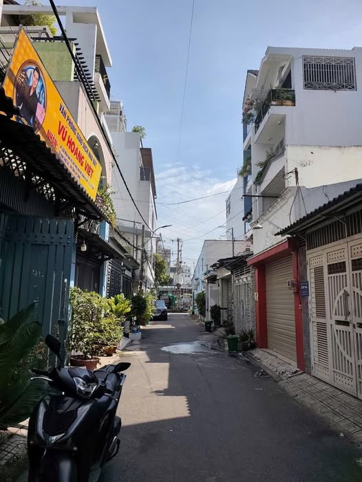 Bán nhà cấp 4 tại khu phân lô bàn cờ, đường thông xe hơi tránh nhau, 64m2, chỉ 6.99 tỷ