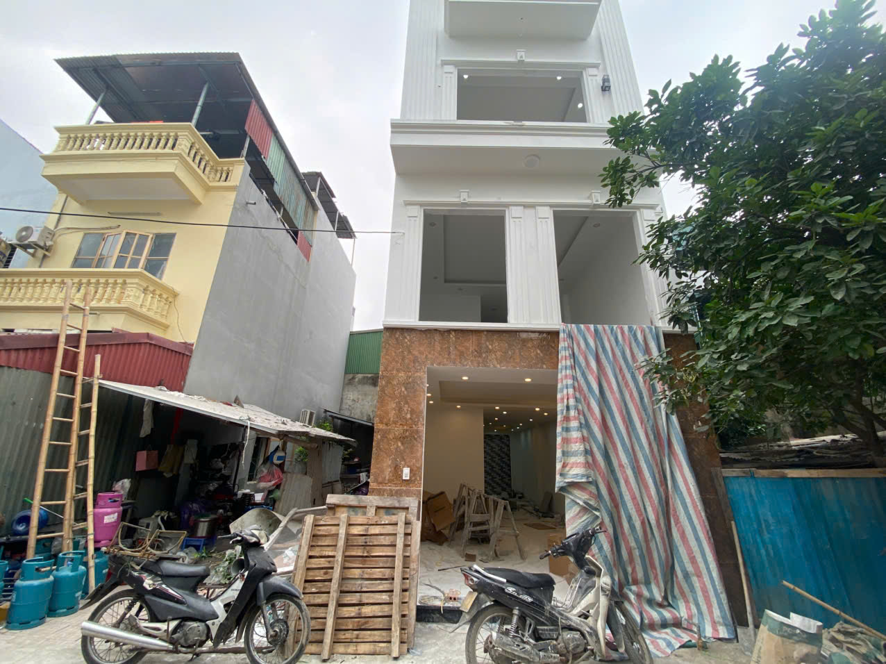 Bán nhà 5 tầng có thang máy tại Yên Phú, Ngọc Hồi, Thanh Trì