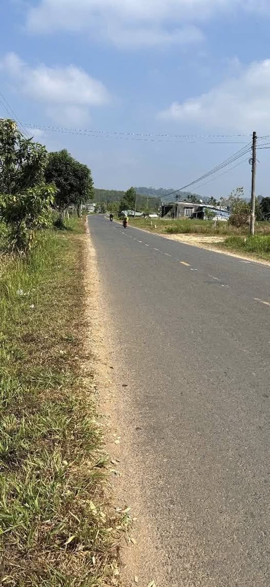 Bán đất lô góc hai mặt tiền hẻm Lạc Long Quân, Bảo Lâm, Đồng Nai