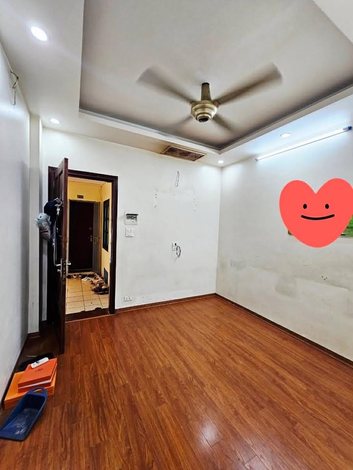 Bán nhà tập thể Nguyễn Khánh Toàn, Cầu Giấy, 60m2, tầng 5, giá 4,15 tỷ