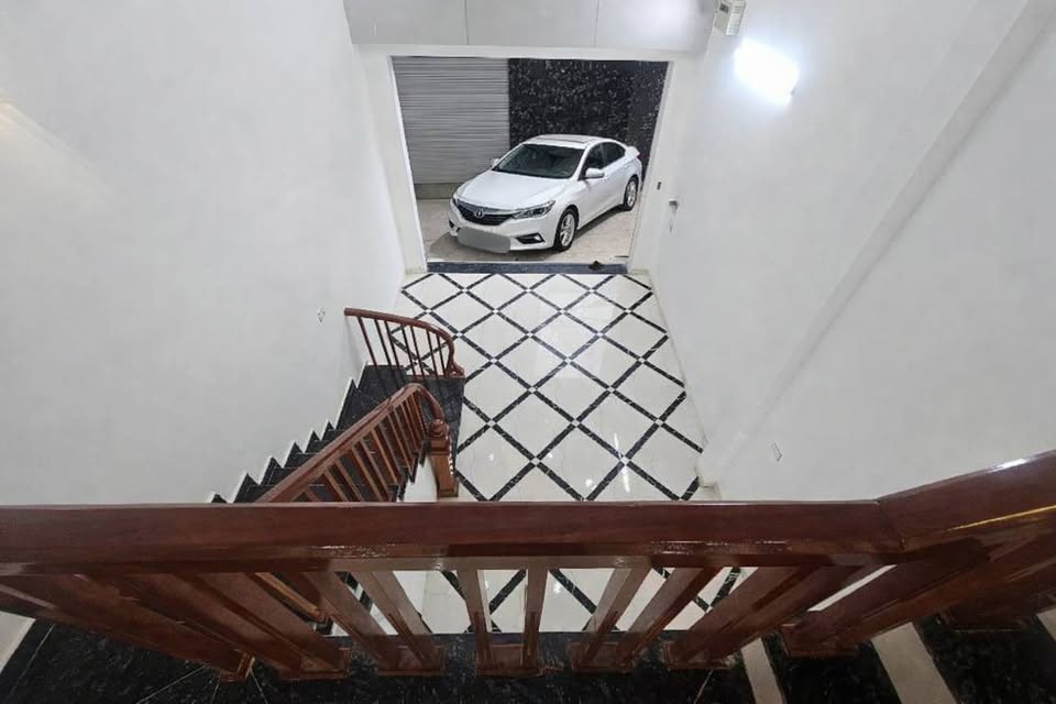 Bán nhà Thanh Trì, ô tô đỗ, 65m2 x 5 tầng, full nội thất