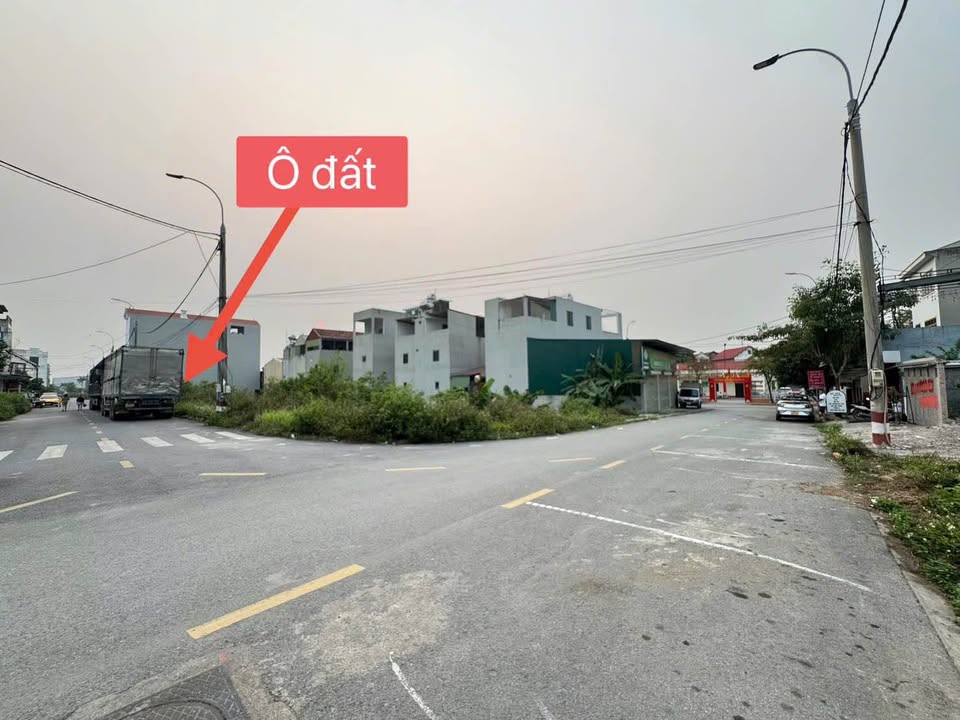 Bán đất tại dãy B, Sơn Lôi, Bình Xuyên, gần khu công nghiệp, giá 2.8 tỷ