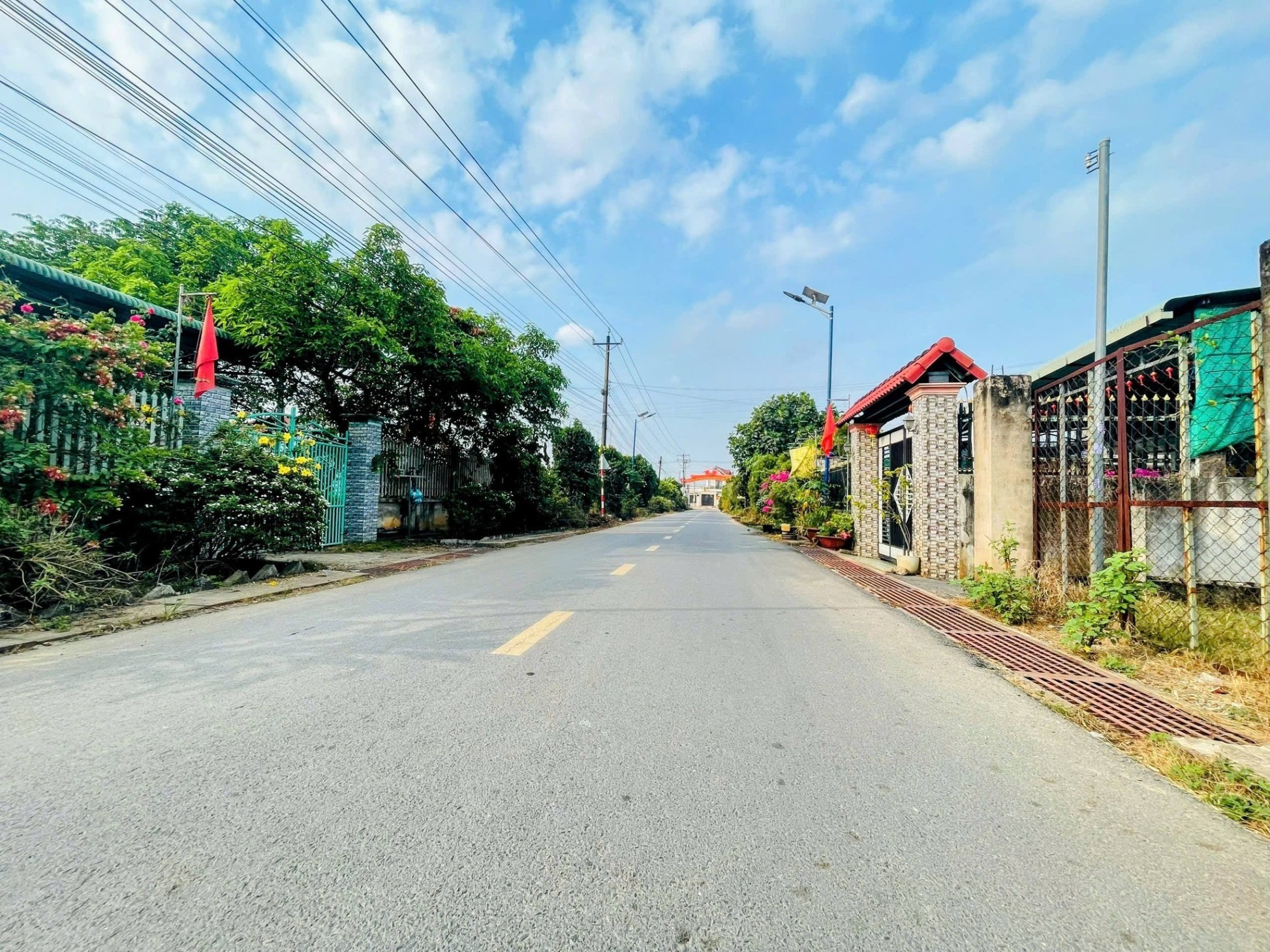 Bán nhà vườn mini Tân Triều 300m2, thổ cư, giá tốt nhất thị trường