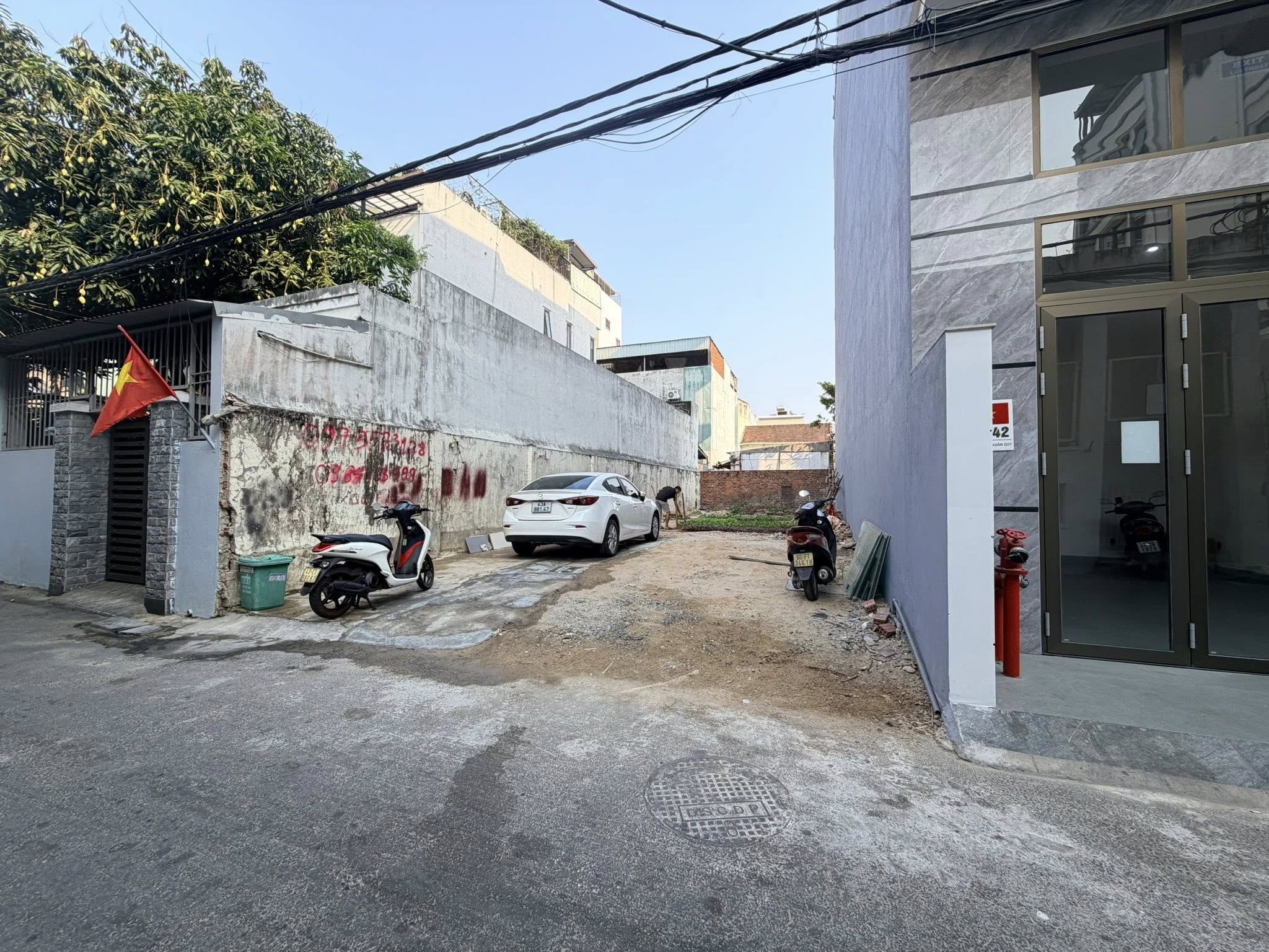 Bán lô đất xây toà căn hộ cực đẹp, cách biển Mỹ Khê 300m, đường Mỹ Đa Đông 8