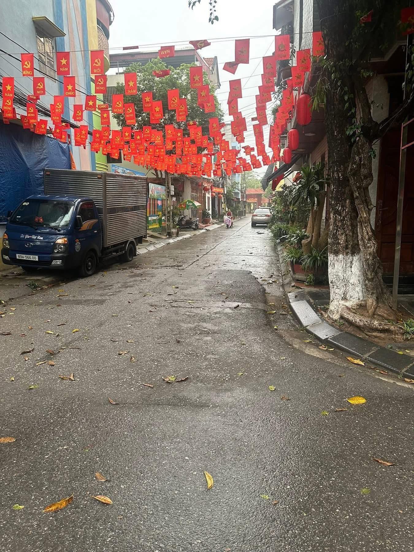 Bán nhà 2 tầng mặt đường kinh doanh, trung tâm Phố Hiến, Hưng Yên