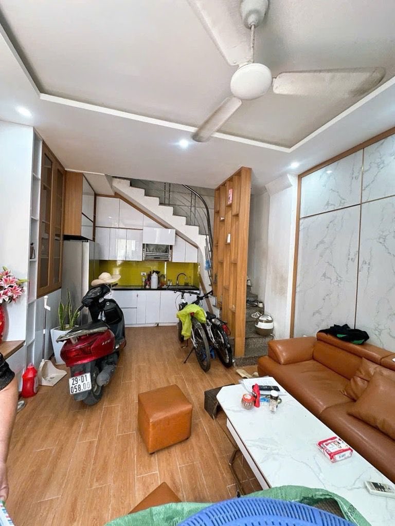 Bán nhà dân xây Thúy Lĩnh, lô góc, ngõ to, giá 3.6 tỷ