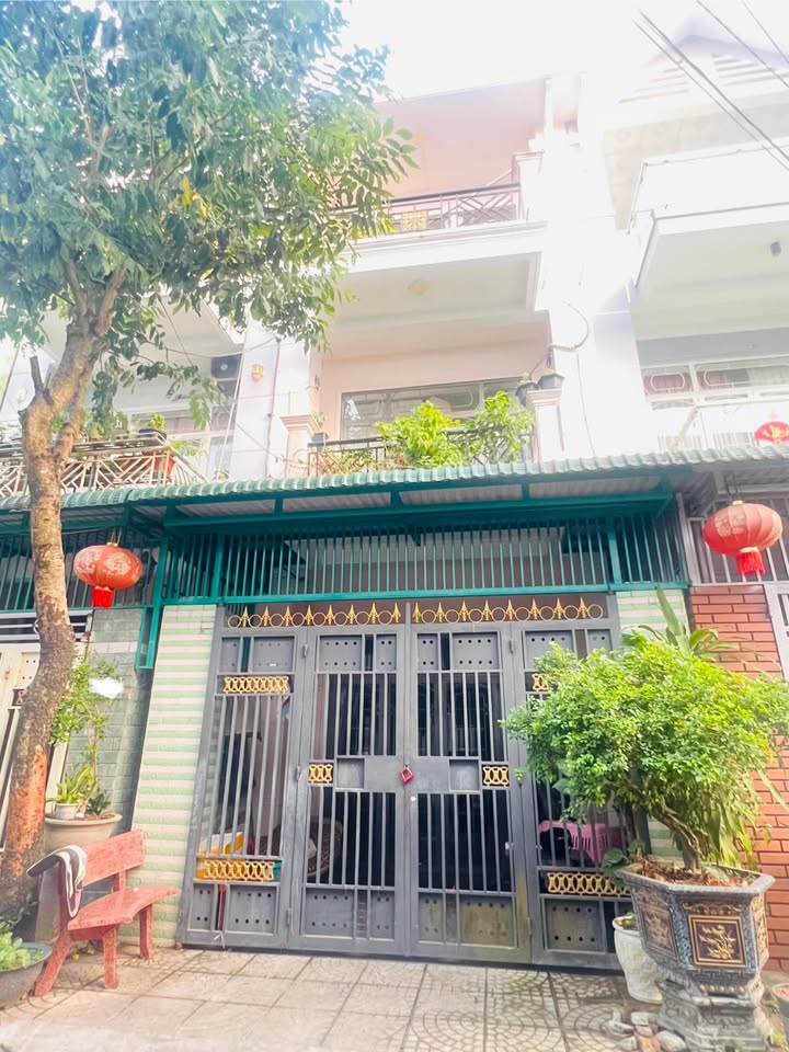 Bán nhà riêng thành phố Quảng Ngãi, tỉnh Quảng Ngãi, giá 3,1 tỷ