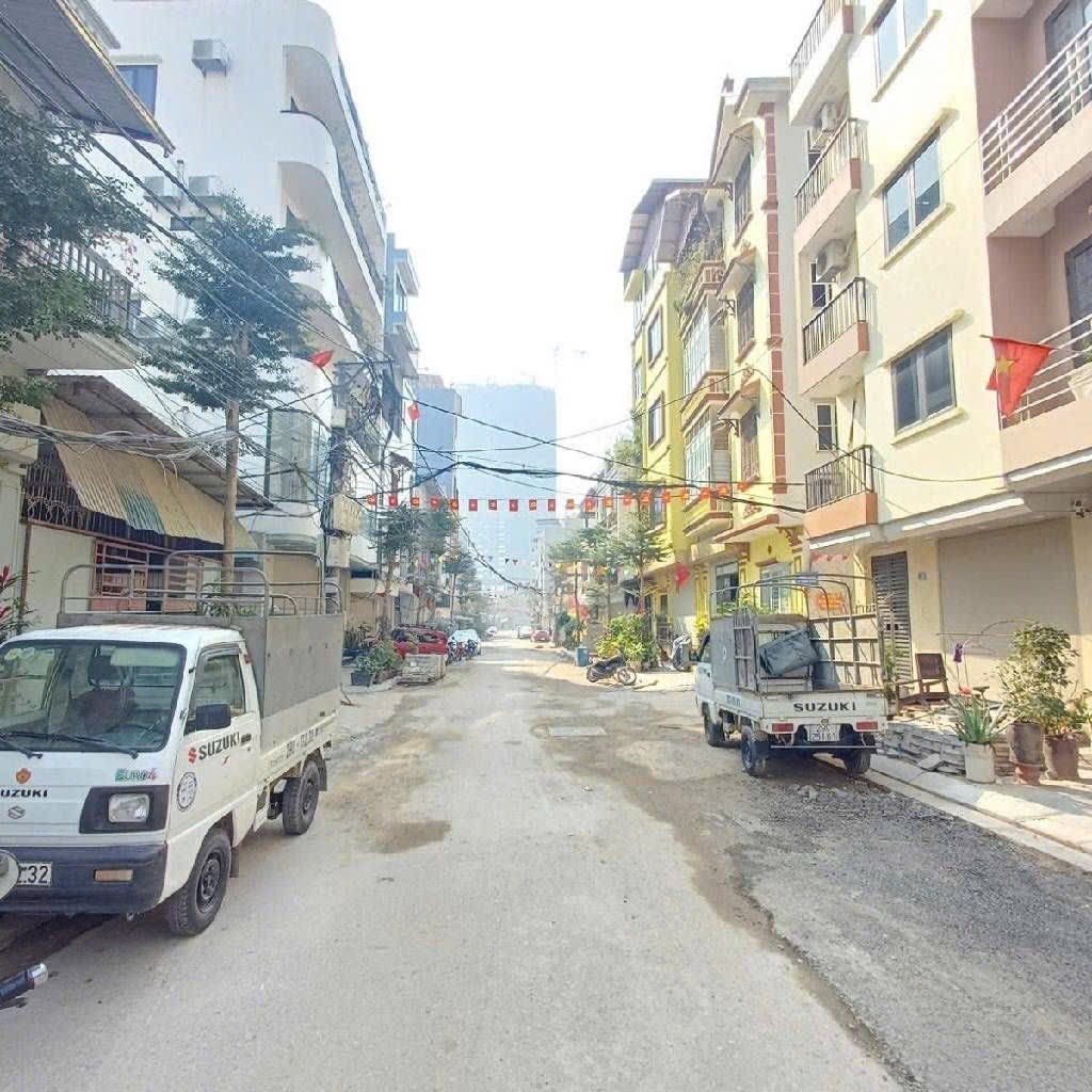 Bán nhà riêng quận Tây Hồ, thành phố Hà Nội, giá 6,7 tỷ