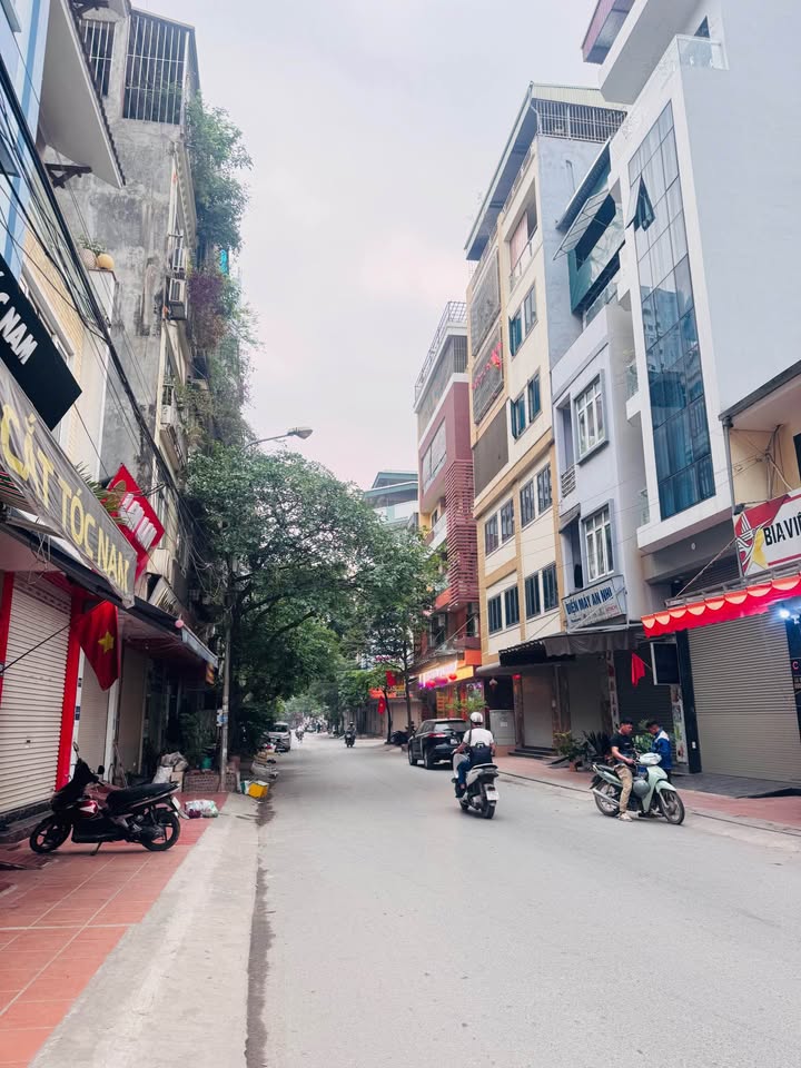 Bán liền kề quận Hoàn Kiếm, thành phố Hà Nội, giá 12 tỷ