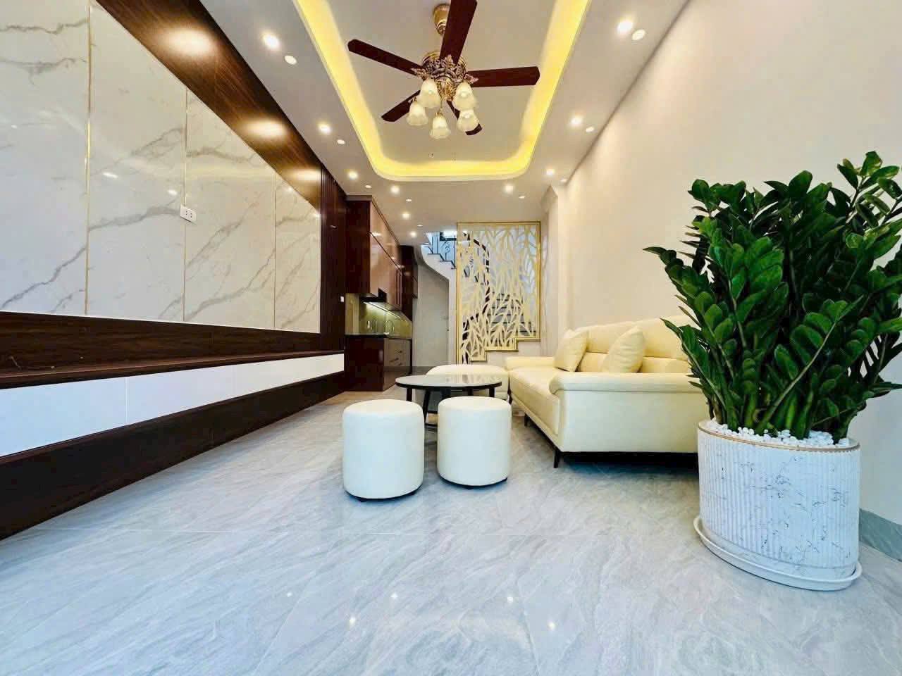 Bán nhà mới xây tại Chương Mỹ, giáp Quốc lộ 6, gần chợ Phượng