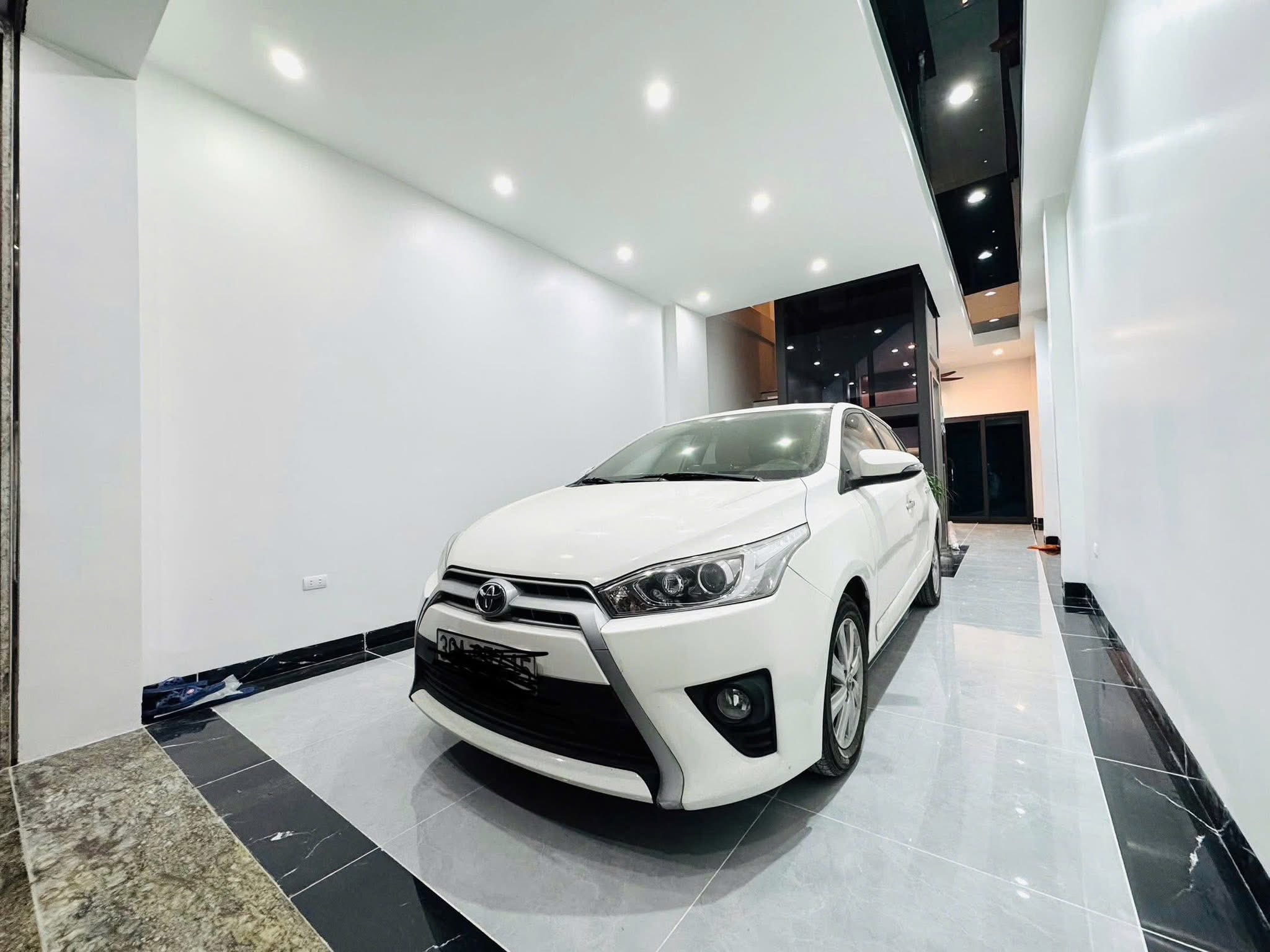 Cần bán nhà phố Núi Trúc, Ba Đình, ô tô vào nhà, quy hoạch ổn định