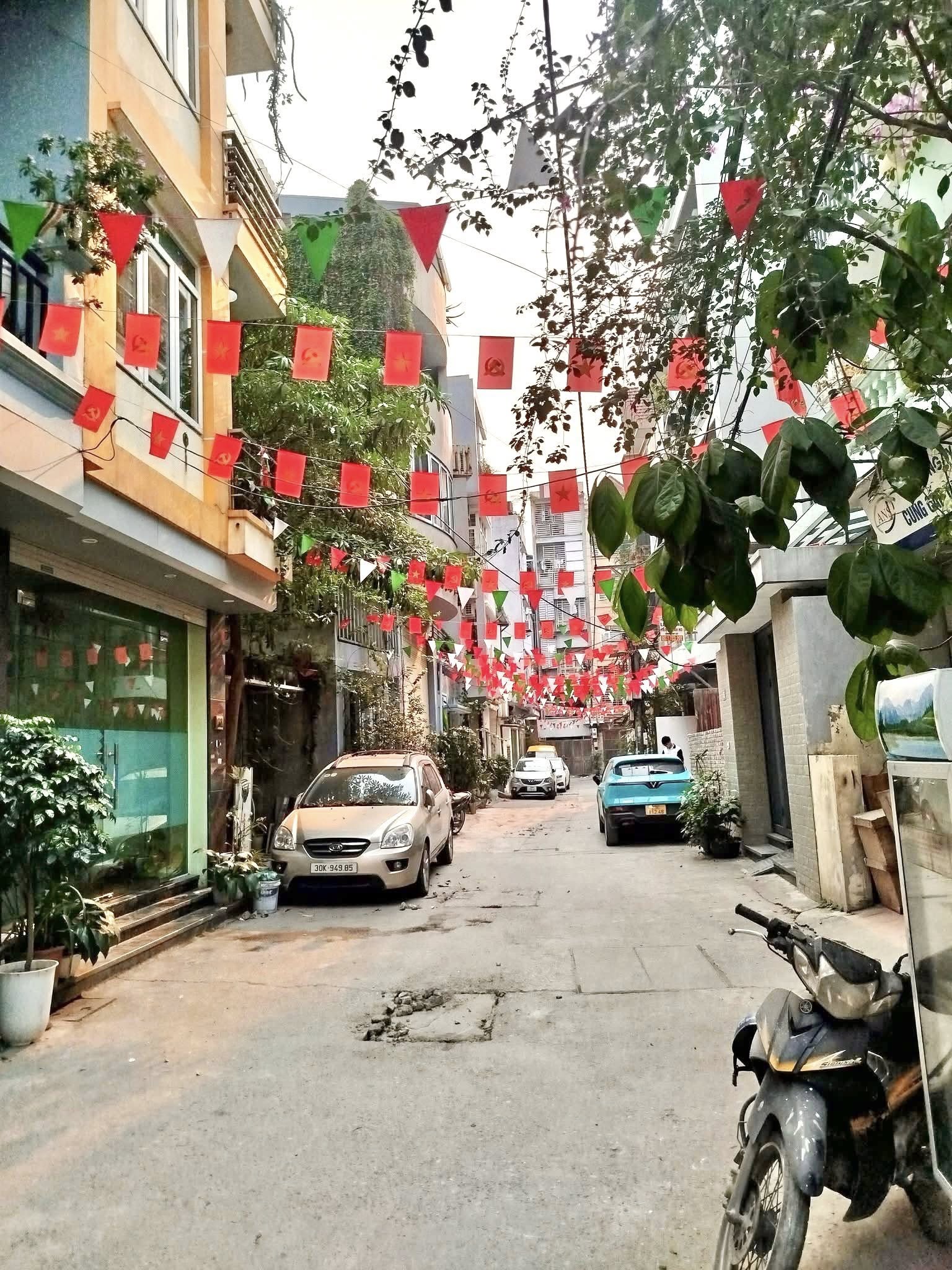 Bán nhà Đền Lừ, ô tô đỗ cửa, 5m ra ô tô tránh