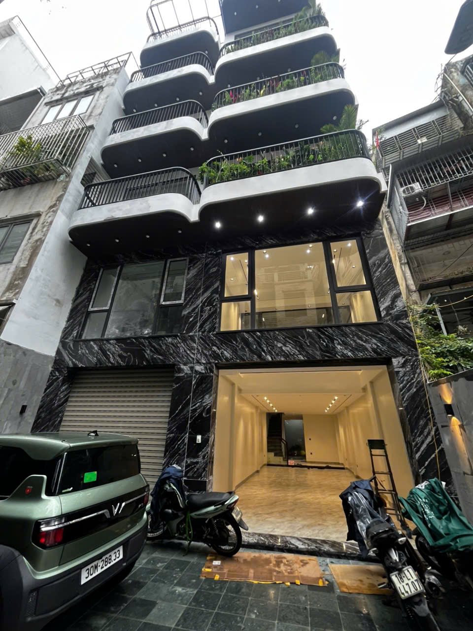 Bán nhà riêng quận Long Biên thành phố Hà Nội, giá 23 tỷ