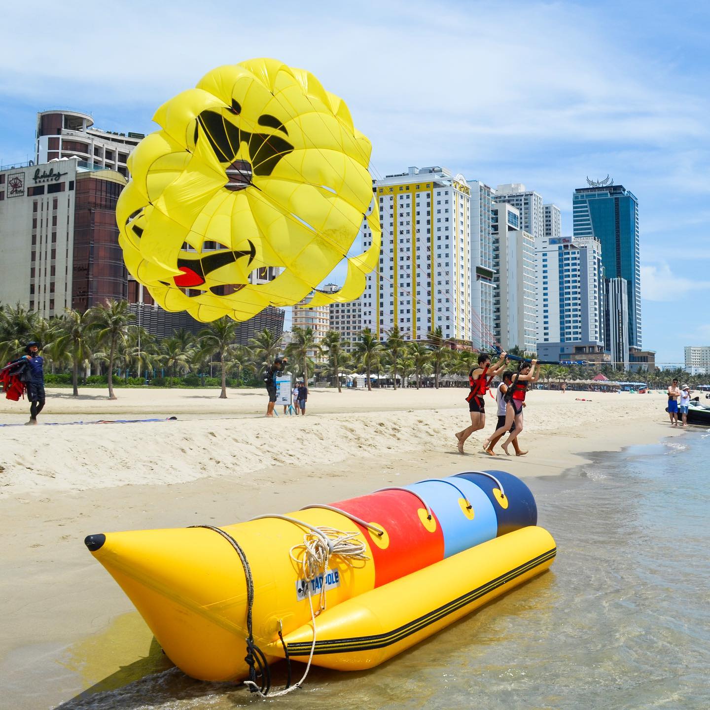 Cần bán gấp căn hộ biển Mỹ Khê tầng 25