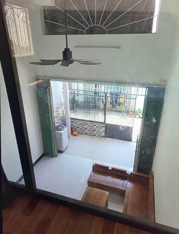 Bán nhà phường Nha Trang, 48m2, cách biển vài trăm mét, giá 2.85 tỷ