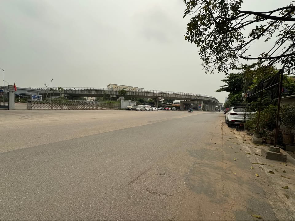 Bán nhà liền kề 5 tầng 90m2 tại Hinode Royal Park, giá chỉ 17,5 tỷ