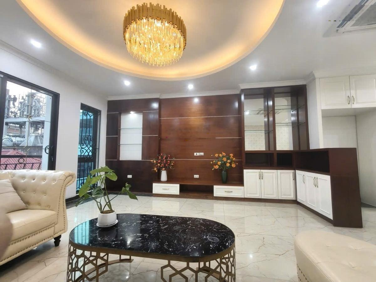 Bán nhà mặt ngõ ô tô, phố Giang Văn Minh, Ba Đình, Hà Nội, DT 125m2, MT 6m, 3 tầng 24 tỷ