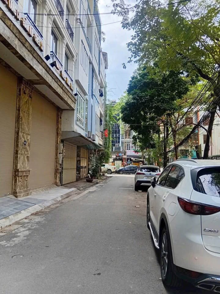 Bán nhà riêng quận Tây Hồ, thành phố Hà Nội, giá 41 tỷ