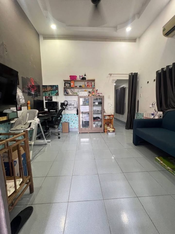 Bán nhà riêng huyện Bình Chánh, thành phố Hồ Chí Minh, giá 2,85 tỷ