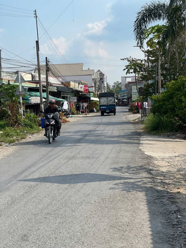 Bùng nổ đất nền Vĩnh Long, 4 nền liền kề giá chỉ 939 triệu, sổ đỏ trao tay