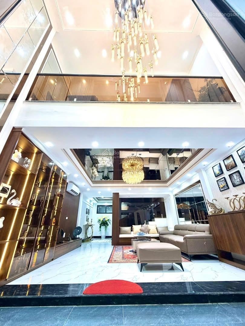 Siêu Phẩm Đội Cấn Ba Đình - Đẳng Cấp,KD, Oto Thang Máy,Full Nội Thất - 55m 7 Tầng Mt 5,2m 23 Tỷ Hơn