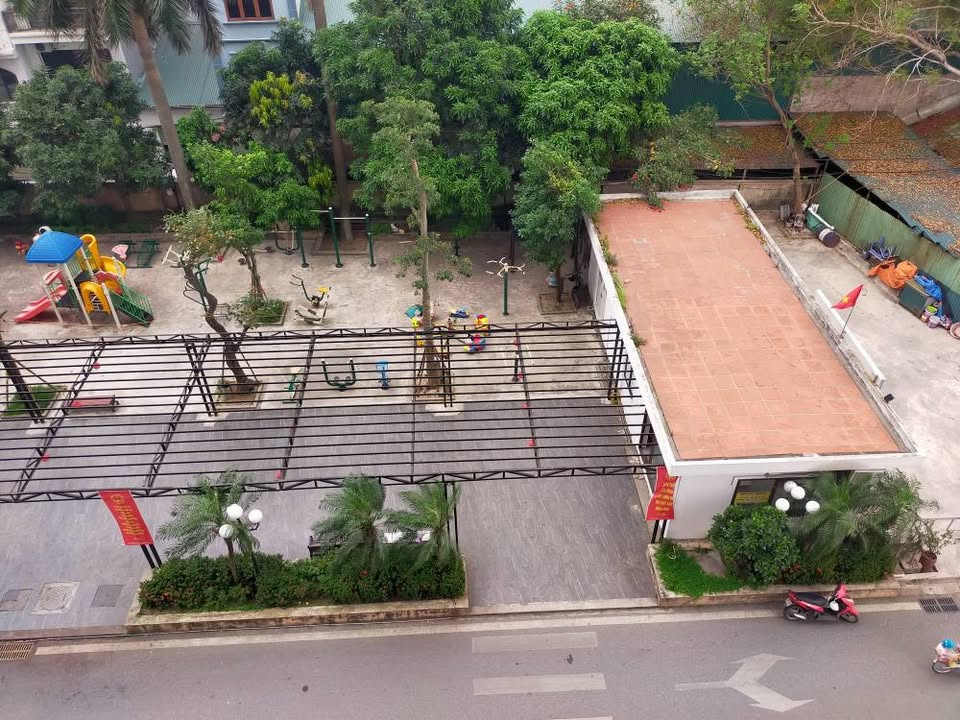 Bán căn hộ chung cư quận Long Biên, thành phố Hà Nội, giá 3 tỷ