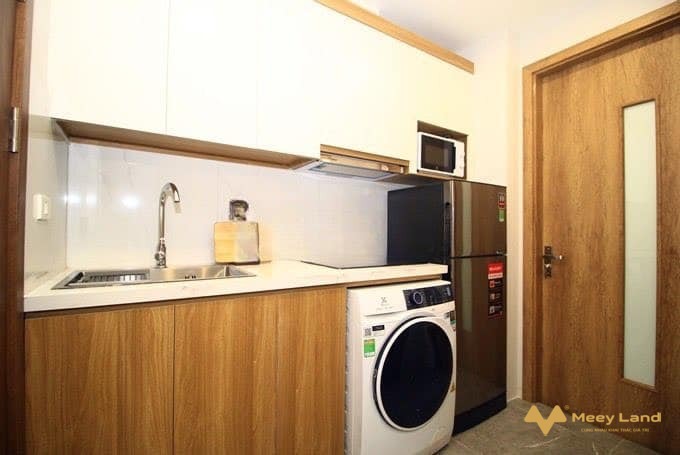 Mặt phố Linh Lang, Ba Đình, 9 tầng, thang máy mới, cho thuê 170 triệu/tháng