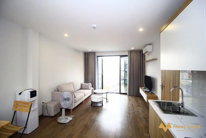 Mặt phố Linh Lang, Ba Đình, 9 tầng, thang máy mới, cho thuê 170 triệu/tháng