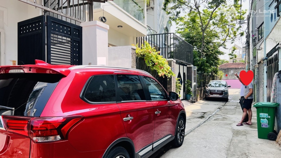 Bán nhà hẻm xe hơi đường Thới An 16, Thới An, quận 12, 82m2, 4 tầng, giá rẻ