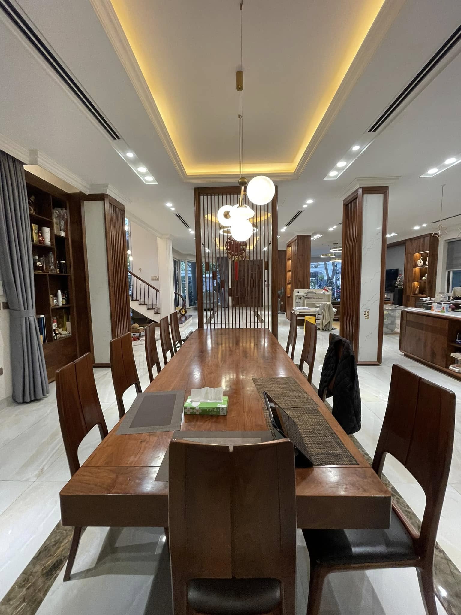 Biệt thự đơn lập Vinhomes Riverside The Harmoney - lô góc – thiết kế hiện đại