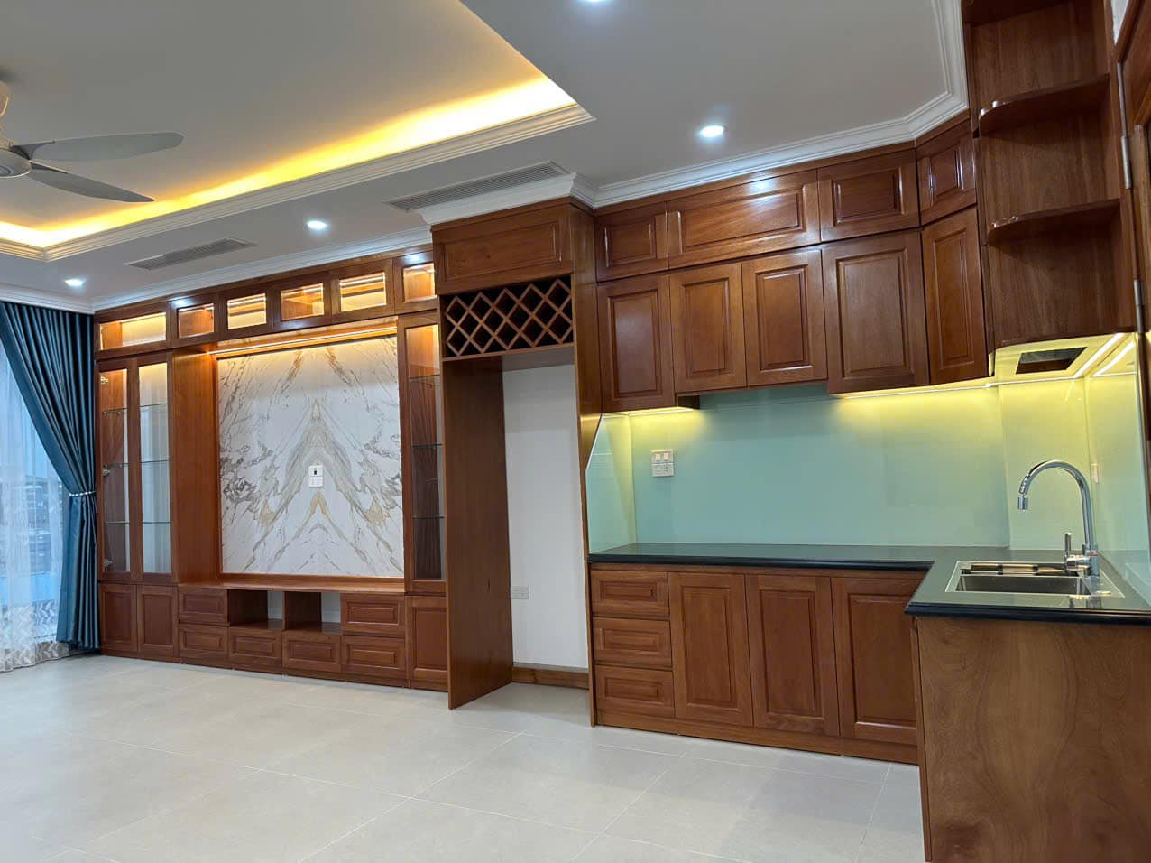 Nhà mặt phố khu Liên Cơ – trung tâm Nam Từ Liêm – lô góc - 8 tầng - thang máy mới tinh