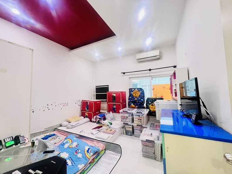 Bán nhà hẻm xe hơi Cách Mạng Tháng 8, Phường 10, Quận 3, 156m2, 2 tầng, giá cực rẻ