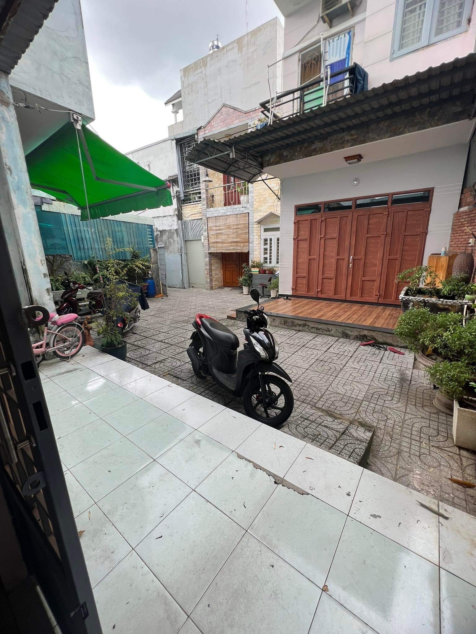 Bán nhà hẻm 22 đường 61 phường Phước Long B, quận 9, giá 3,7 tỷ