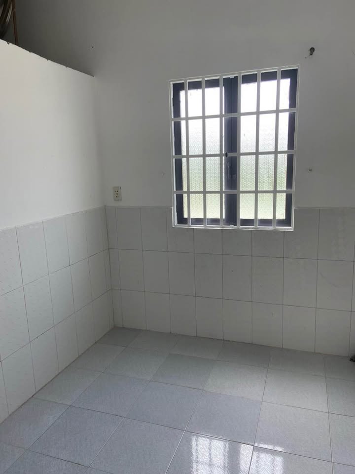 Bán gấp căn trọ 130m2 - 1 lầu 1 trệt - 3 phòng trọ - Tân Thông Hội - Củ Chi